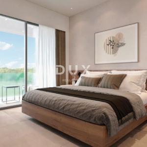 ISTRA, ROVINJ - Penthouse blizu mora sa pogledom