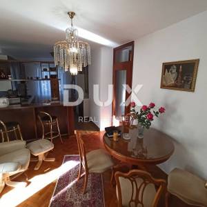 ISTRA-ROVINJ-Predivna dvojna kuća s 2 odvojena stana i okućnicom