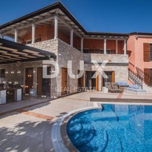 ISTRA, ROVINJ - Prostrana vila s velikim građevinskim zemljištem