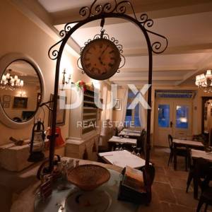 ISTRA, ROVINJ - Restoran na neponovljivoj lokaciji!
