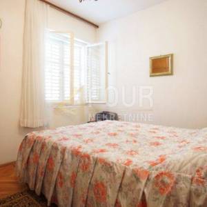 Istra, Rovinj, samostojeća kuća 440m2, okućnica 420m2