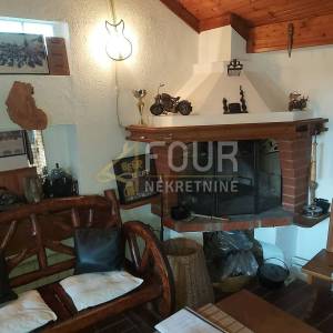 Istra, Rovinj, samostojeća kuća 440m2, okućnica 420m2