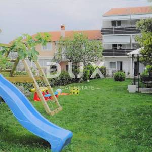 ISTRA, ROVINJ - Stan 3 stambene jedinice i predivnim vrtom