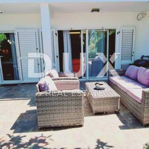 ISTRA, ROVINJ - Stan 3 stambene jedinice i predivnim vrtom