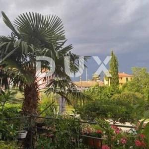 ISTRA- ROVINJ , trosoban stan s vrtom u blizini centra