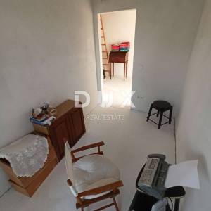 ISTRA-ROVINJ-Veliki 2SS+DB stan s pogledom na more u visokoj roh-bau izvedbi