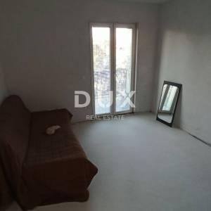 ISTRA-ROVINJ-Veliki 2SS+DB stan s pogledom na more u visokoj roh-bau izvedbi