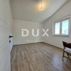 ISTRA, ŠIŠAN - Apartmanska kuća s dvije stambene jedinice i pomočnim objektom