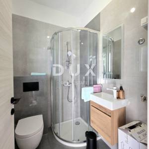 ISTRA, ŠIŠAN - Apartmanska kuća s dvije stambene jedinice i pomočnim objektom