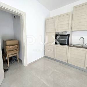 ISTRA, ŠIŠAN - Apartmanska kuća s dvije stambene jedinice i pomočnim objektom