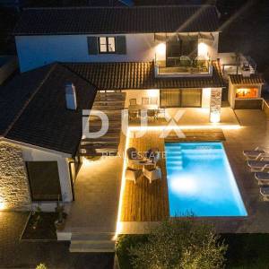 ISTRA, ŠIŠAN - Osunčana kuća s bazenom
