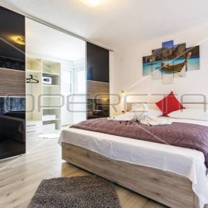 Istra, Šišan, prostrana vila sa bazenom na mirnoj lokaciji