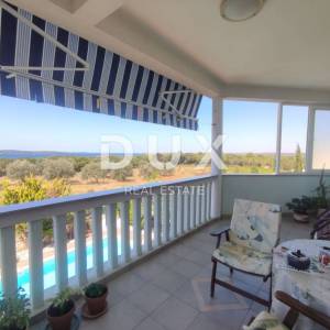 ISTRA, ŠTINJAN - Apartmanska kuća s panoramskim pogledom na more 