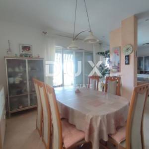 ISTRA, ŠTINJAN - Apartmanska kuća s panoramskim pogledom na more 