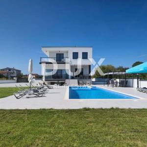 ISTRA, ŠTINJAN - Luksuzna villa s bazenom