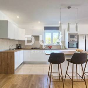 ISTRA, ŠTINJAN - Luksuzna villa s bazenom