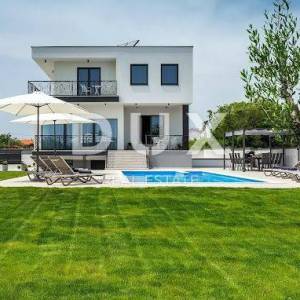 ISTRA, ŠTINJAN - Luksuzna villa s bazenom