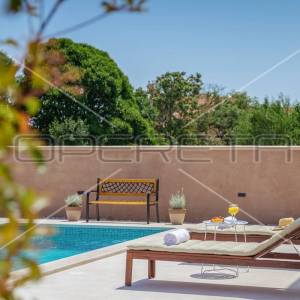 Istra, Štinjan, villa sa bazenom i konobom blizu mora