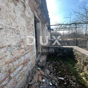 ISTRA, SV. PETAR U ŠUMI - Dvije starine s okućnicom 