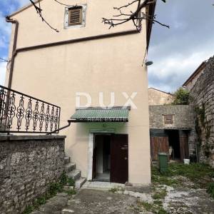 ISTRA, SVETI LOVREČ - Kuća u centru!