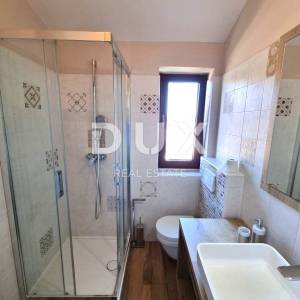ISTRA, SVETI LOVREČ - Prekrasna vila s bazenom