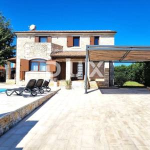 ISTRA, SVETI LOVREČ - Prekrasna vila s bazenom