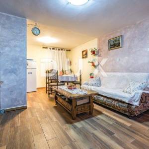 ISTRA, SVETI LOVREČ - Renovirana kamena kuća