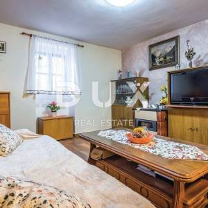 ISTRA, SVETI LOVREČ - Renovirana kamena kuća