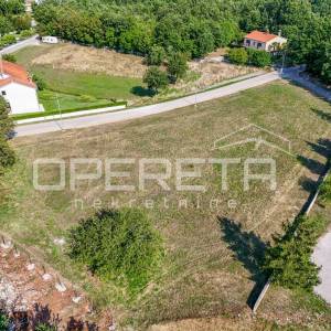 ISTRA, SVETI PETAR U ŠUMI - Građevinsko zemljište u mirnom mjestu