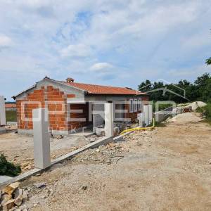 Istra, Sveti Petar u Šumi- moderna prizemnica s pogledom na prirodu