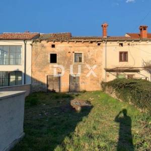  ISTRA SVETINČENAT ,  Kamena kuća za renovaciju sa projektom