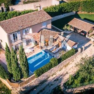 ISTRA, SVETVIČENAT - Luksuzna villa sa bazenom