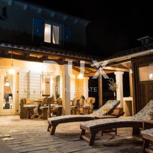 ISTRA, SVETVIČENAT - Luksuzna villa sa bazenom