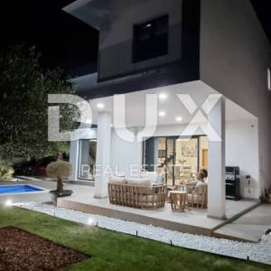 ISTRA, SVETVINČENAT - Ekskluzivna vila na izvrsnoj lokaciji