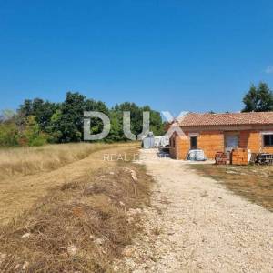 ISTRA, SVETVINČENAT - Građevinsko zemljišta s građevinskom dozvolom 