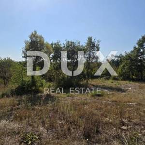 ISTRA, SVETVINČENAT - Građevinsko zemljište za gradnju dvije kuće, rub građevinske zone