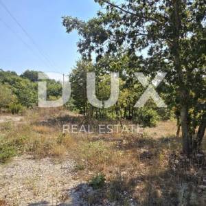 ISTRA, SVETVINČENAT - Građevinsko zemljište za gradnju dvije kuće, rub građevinske zone