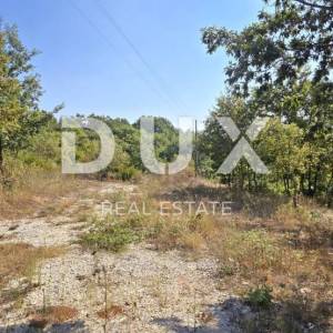 ISTRA, SVETVINČENAT - Građevinsko zemljište na rubu građevinske zone