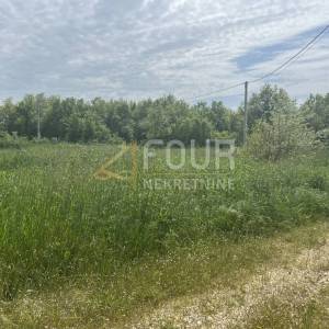 Istra, Svetvinčenat, građevinsko zemljište 980m2 za vilu s bazenom