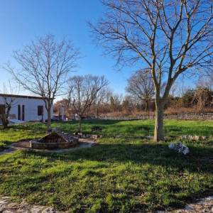 ISTRA, SVETVINČENAT - Kamena kuća s dvije stambene jedinice