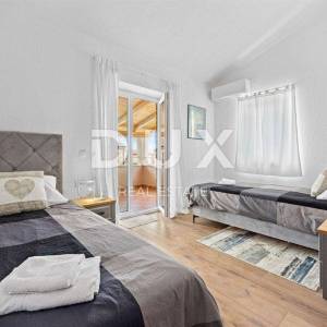 ISTRA, SVETVINČENAT - Kamena novoadaptirana vila s bazenom