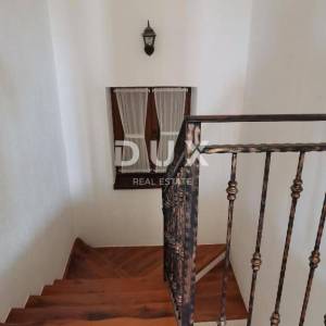 ISTRA, SVETVINČENAT - Kamena vila s pogledom na more