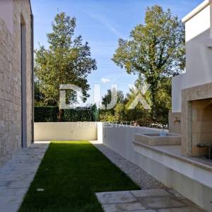 ISTRA, SVETVINČENAT - Kuća s bazenom