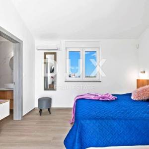 ISTRA, SVETVINČENAT - Kuća s bazenom na rubu naselja