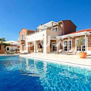 ISTRA, SVETVINČENAT - Mediteranska vila okružena zelenilom
