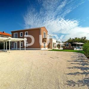 ISTRA, SVETVINČENAT - Mediteranska vila okružena zelenilom