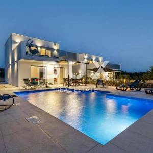 ISTRA, SVETVINČENAT - Moderna vila na mirnoj lokaciji