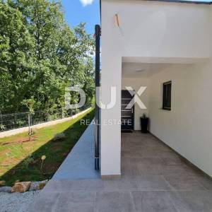 ISTRA, SVETVINČENAT - Moderna prizemnica s bazenom, okružena prirodom