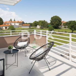 ISTRA, SVETVINČENAT - Moderna vila na odličnoj lokaciji