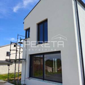 Istra, Svetvinčenat, moderna vila sa bazenom, novogradnja